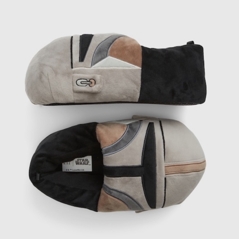 SALE! GAP KIDS BOYS STAR WARS SLIPPERS